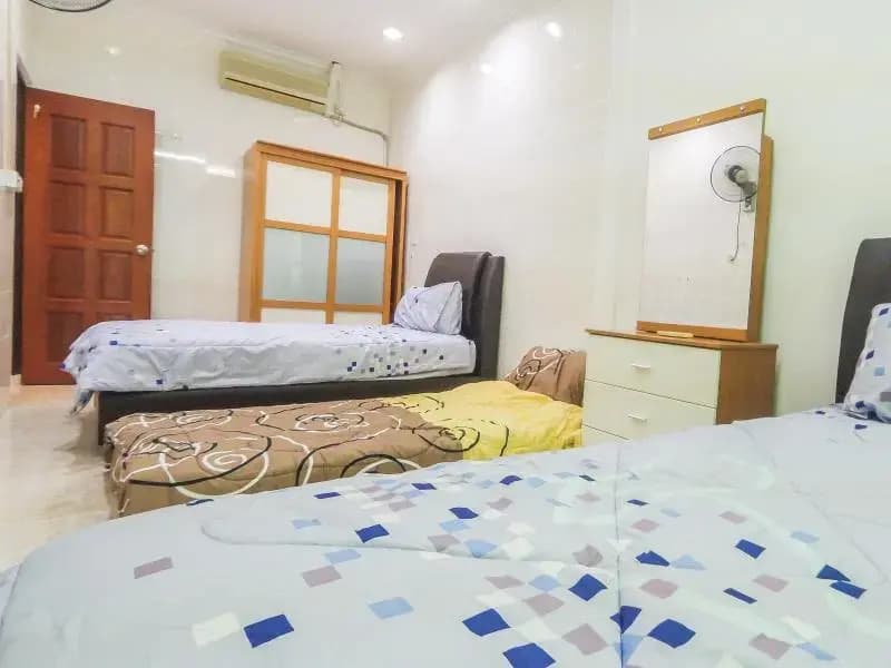 715 Kluang Holiday Home Johor Bahru - photo 7