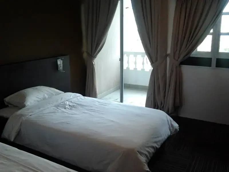 Lone Pine Resort - photo 5