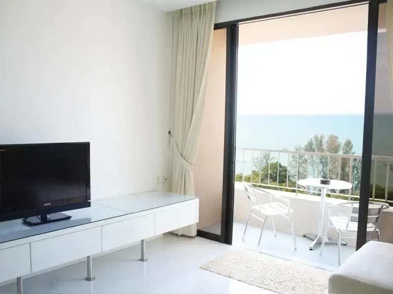 Home-Suites – Amazing Oceanfront Penang - photo 4