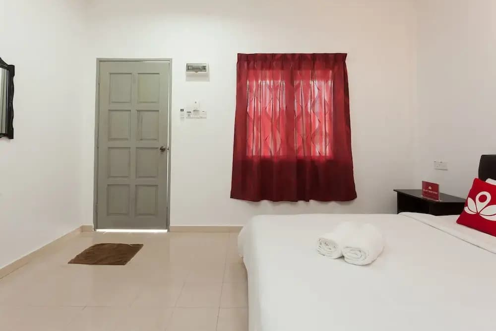 ZEN Rooms Tanjung Mali - photo 2
