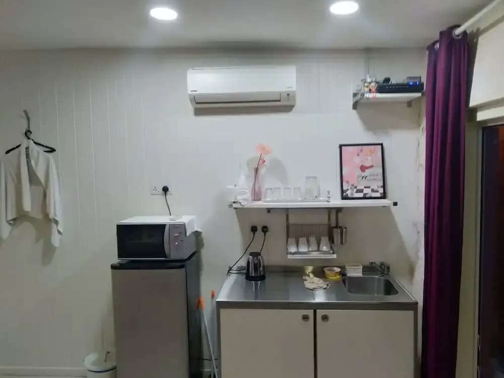 La Vie En Rose Melaka - Hostel - photo 17