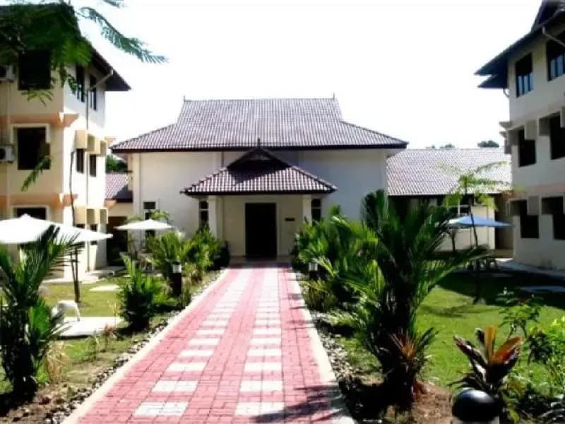 The Universiti Inn - photo 6