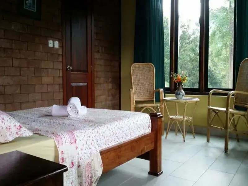 Serenity Sanctuary Eco Vacation Home - photo 3