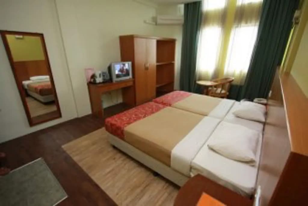 Seasons Boutique Hotel - photo 2