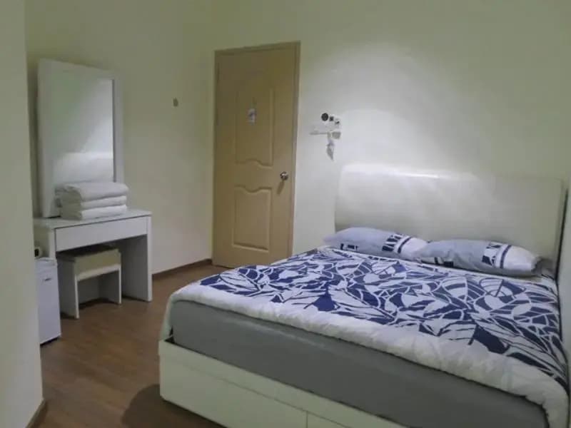 Summer Hotel - photo 1