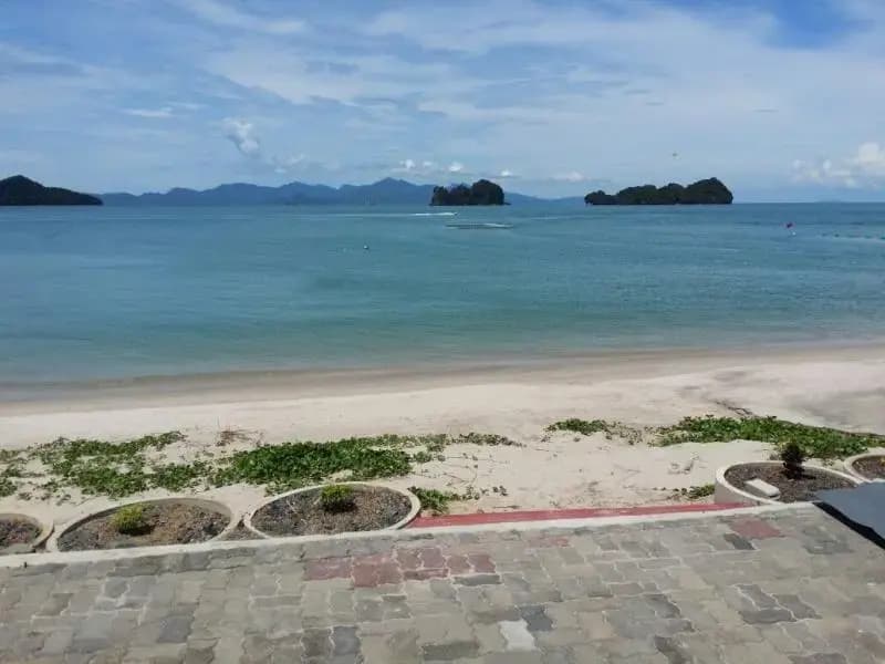 De Balqis Beach Resorts - photo 6