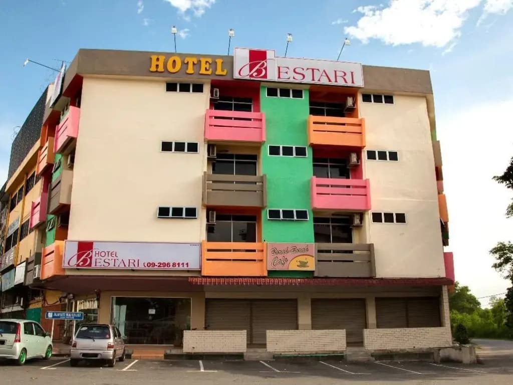 Hotel Sri Semantan - photo 1