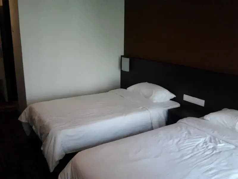 Lone Pine Resort - photo 4