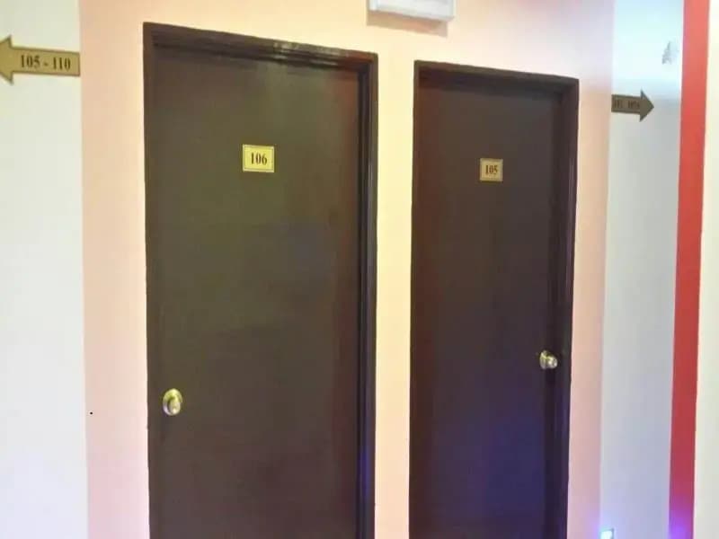 Clover Hotel - photo 6