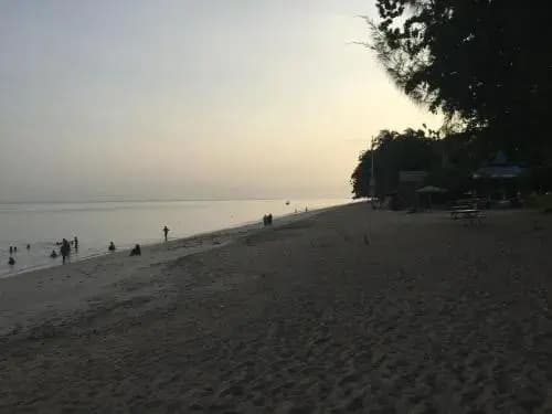 By The Sea Batu Ferringhi Paradise Suite - photo 5
