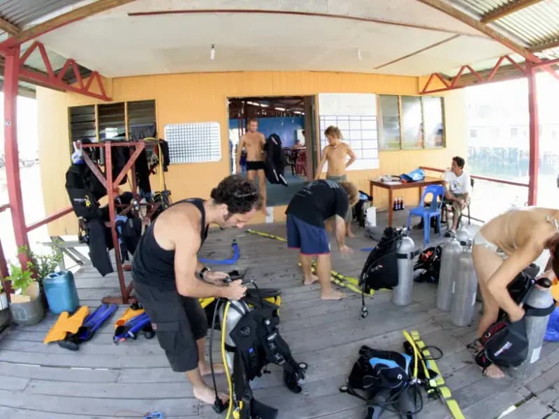 Arung Hayat Sipadan Adventures Lodge - photo 14