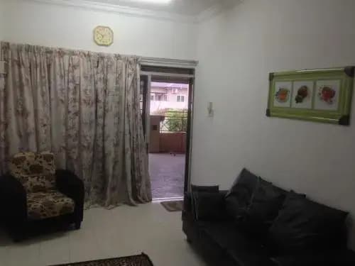 Homestay Husna Ipoh Station 18 - photo 2