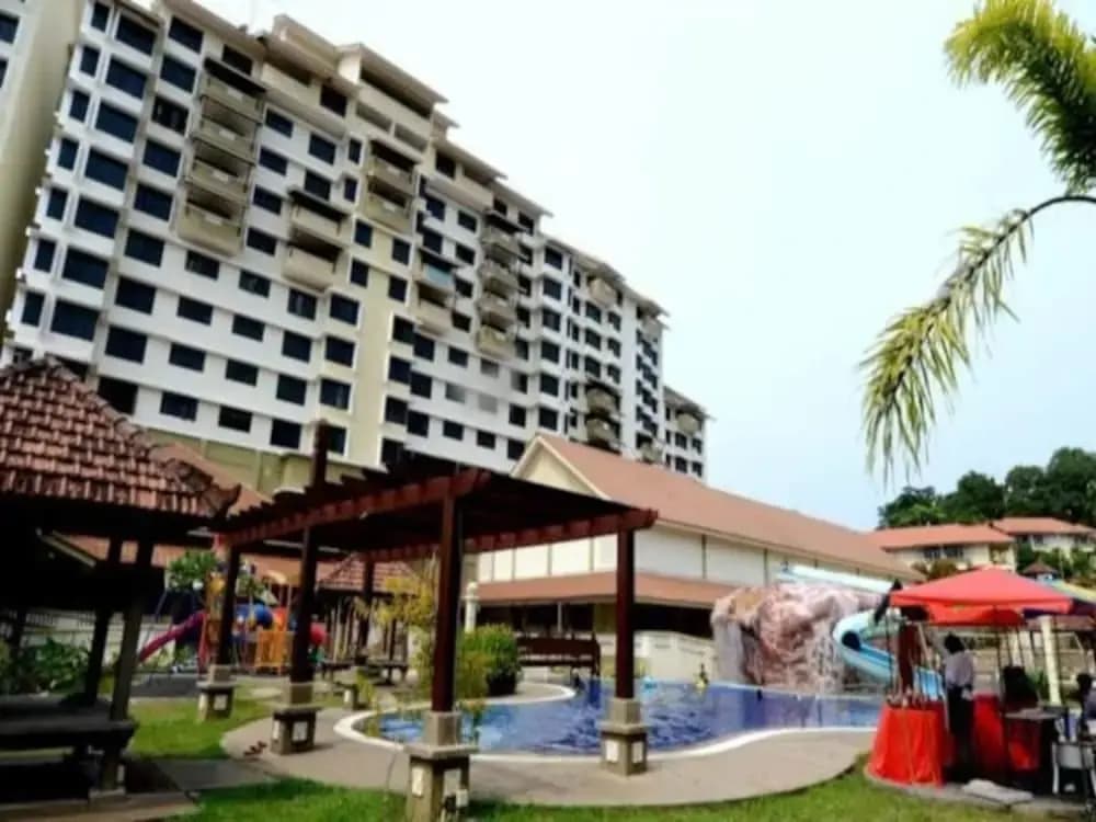 Permaisuri Resort Port Dickson - photo 12