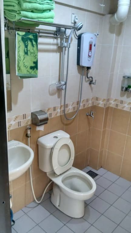 Hotel Lumut Water Hill - photo 8