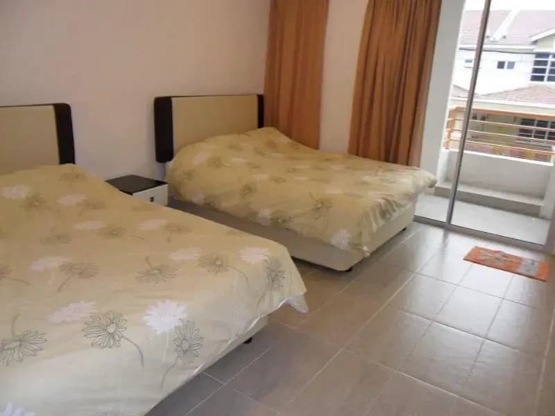 Greenleaf Angsana Homestay - photo 4