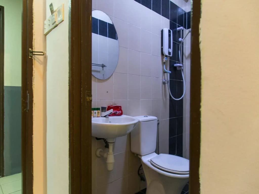Hotel Ideal Senawang - photo 8