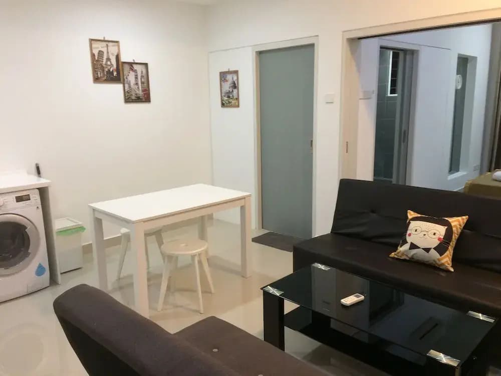 City Living with Panoramic Sea Views at Danga Bay - photo 5