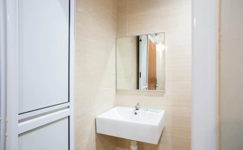 Moment Hotel - photo 8