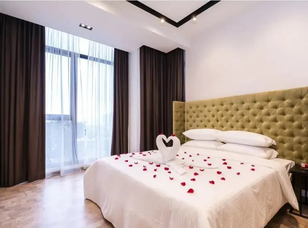 Expressionz Professional Suites by SweetHome - photo 5