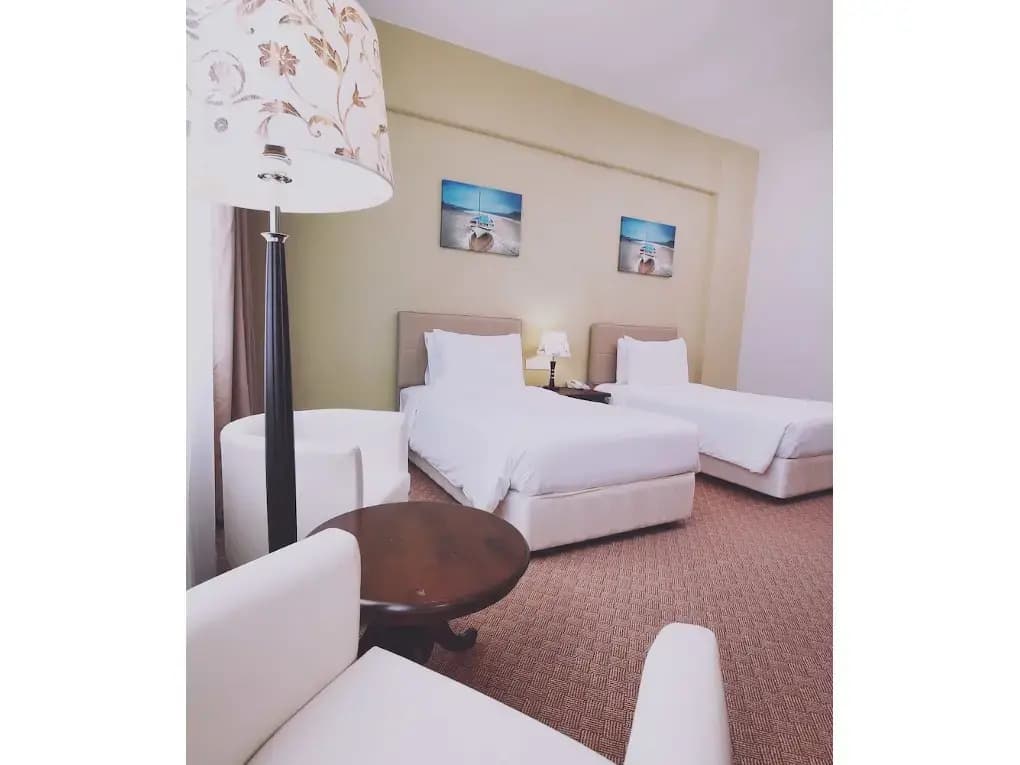 The Regency Waterfront Hotel - photo 7