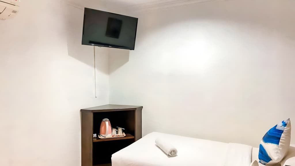 Royal Queenspark Hotel - photo 4