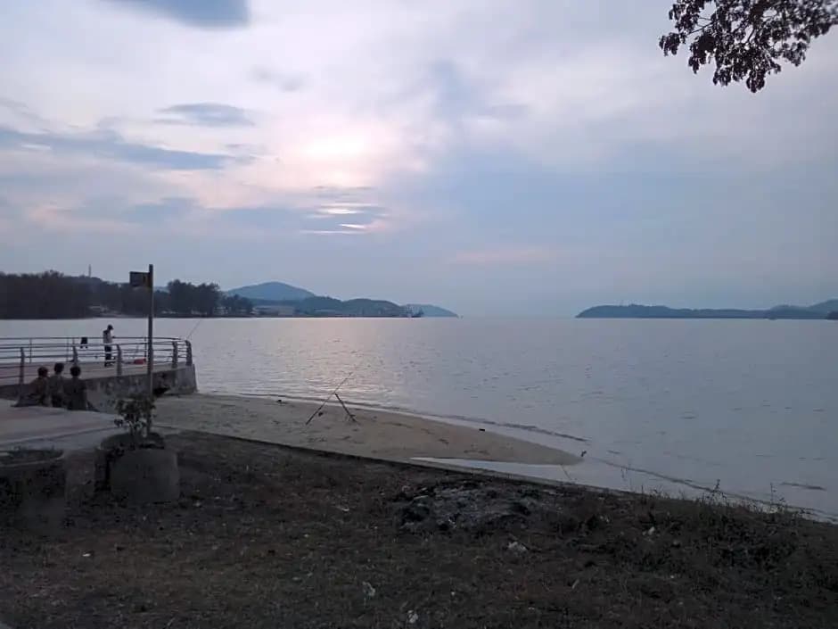 Lumut Valley Resort Condominium - photo 14