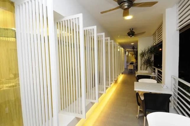 Kings Hotel - photo 15