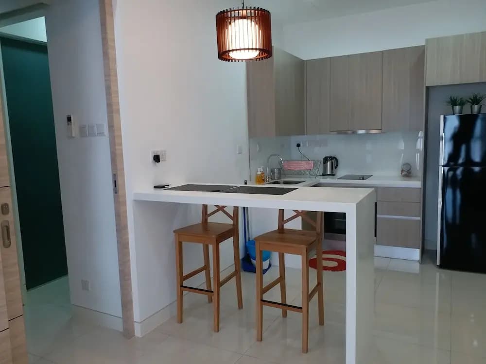 Dashing 1BR Next To Surian MRT 31 - photo 3