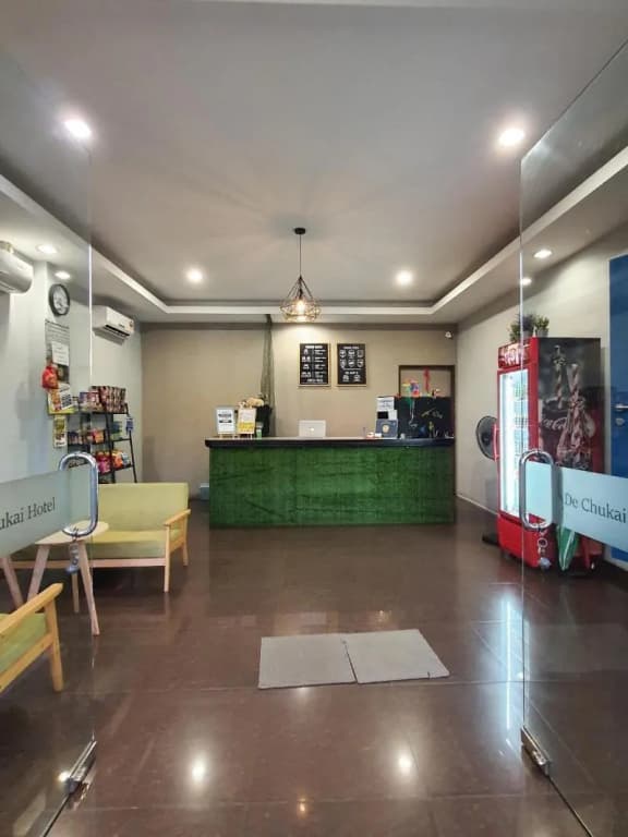 De Chukai Hotel - photo 2