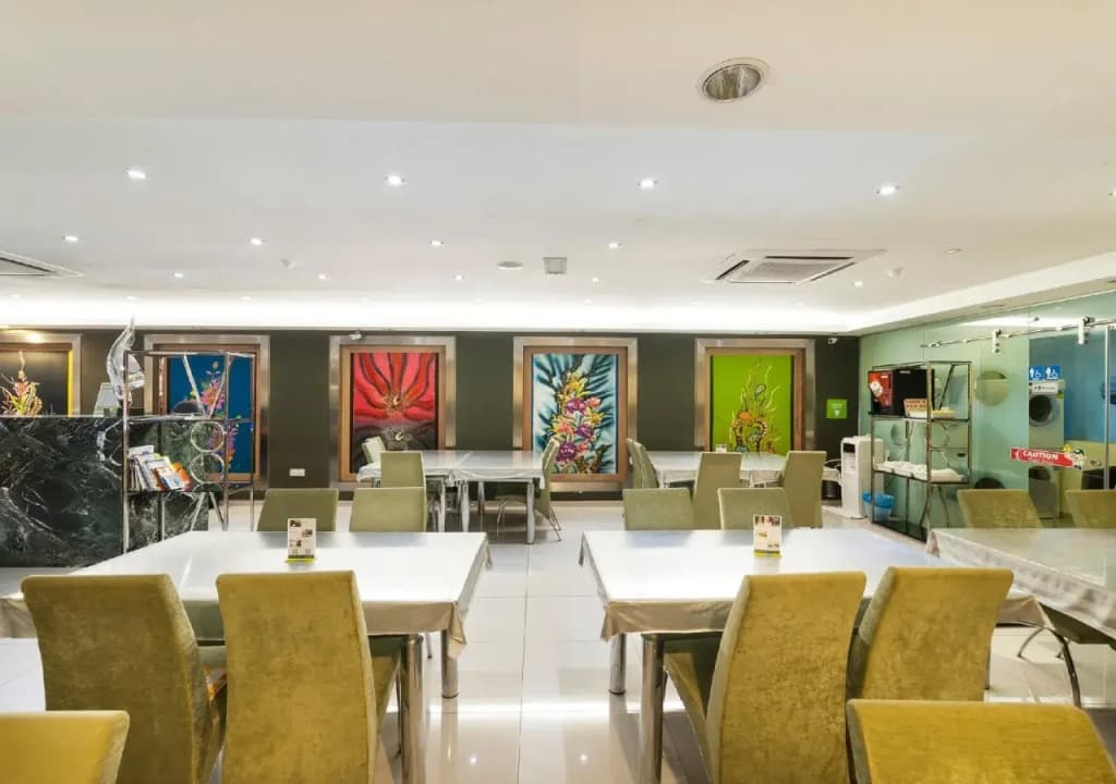 One Avenue Hotel - photo 22