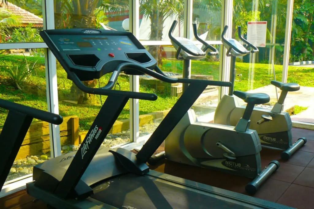 M Suites Hotel - photo 20