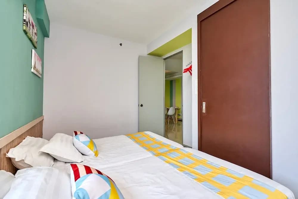 OYO Home 44002 Classic 2br Setia Alam Trefoil. - photo 5