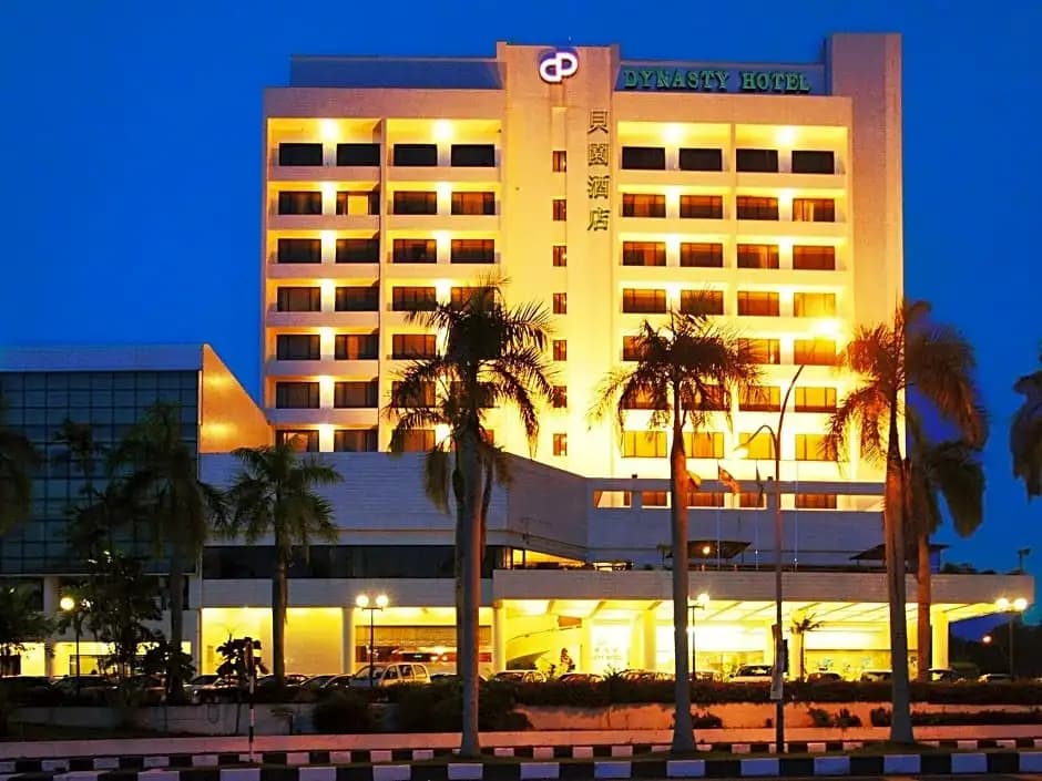 Dynasty Hotel - photo 1