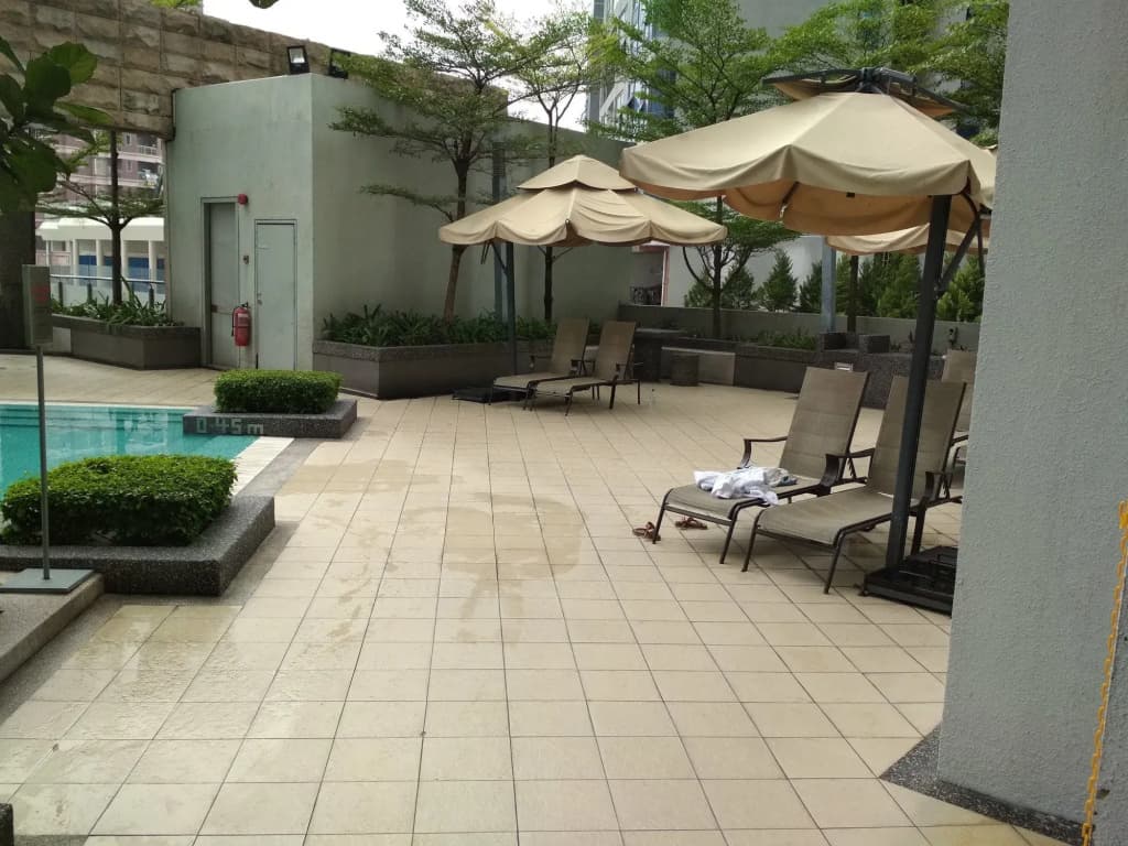 Queens Service Suite at Swiss Garden Residences - photo 21