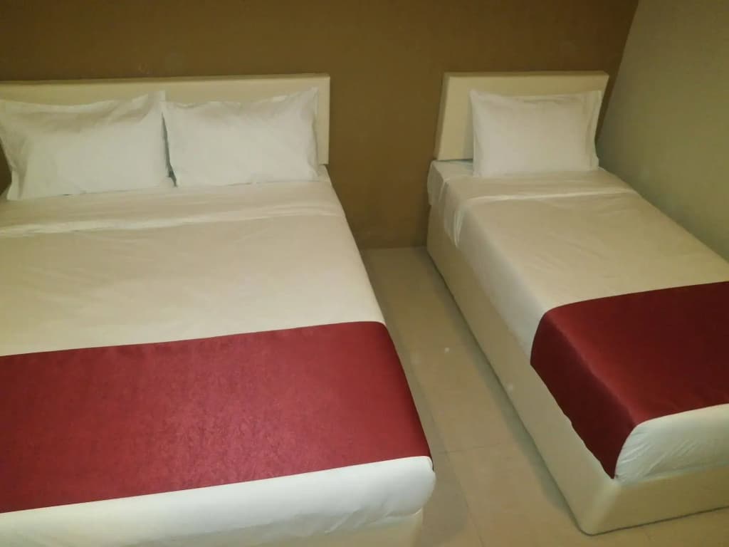 Check Inn - photo 7