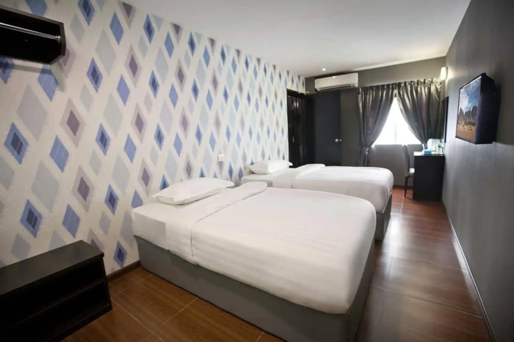 OYO 383 V3 Hotel Nusajaya - photo 7