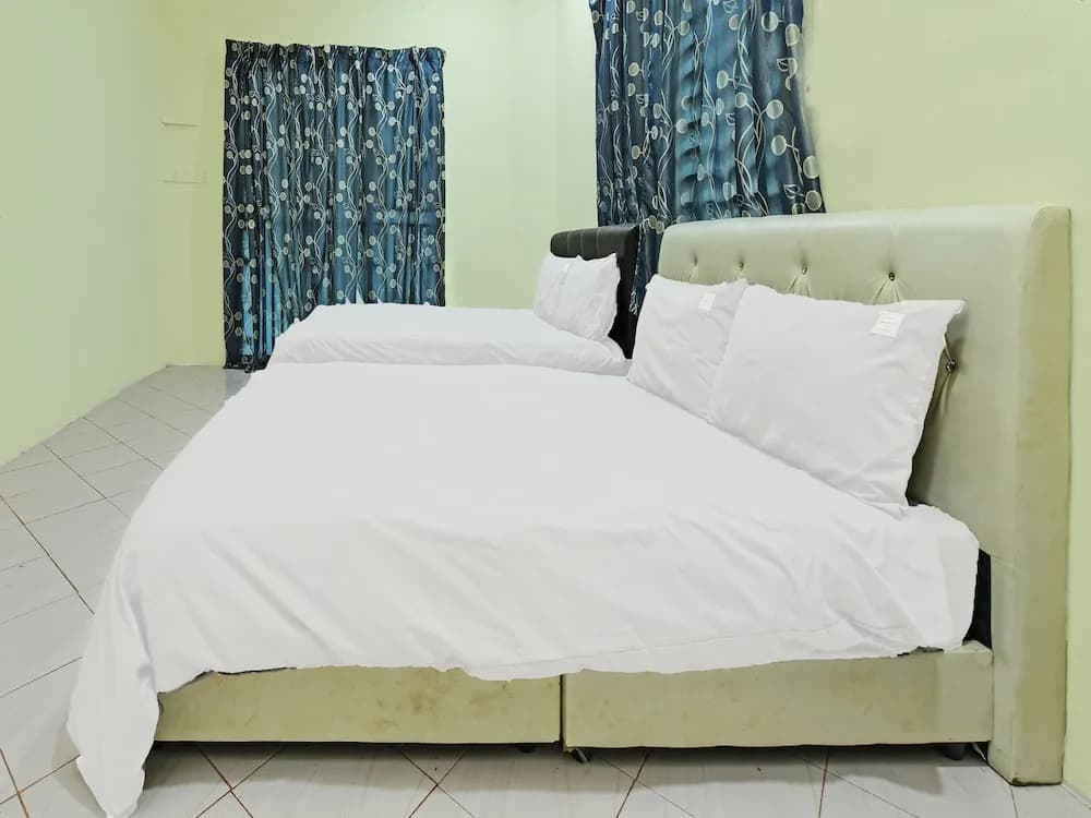 Oyo 90596 Casaria Inn - photo 2