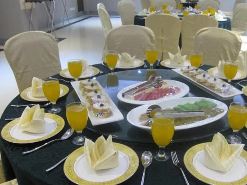 Seri Simanggang Hotel - photo 10