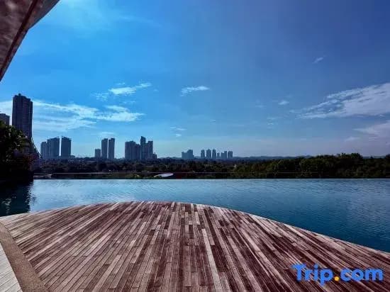 Macrolink 2B2R 7 pax Condo Medini near legoland - photo 8