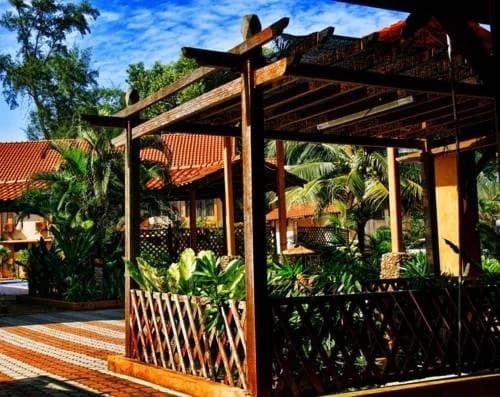 Batu Burok Beach Resort - photo 14