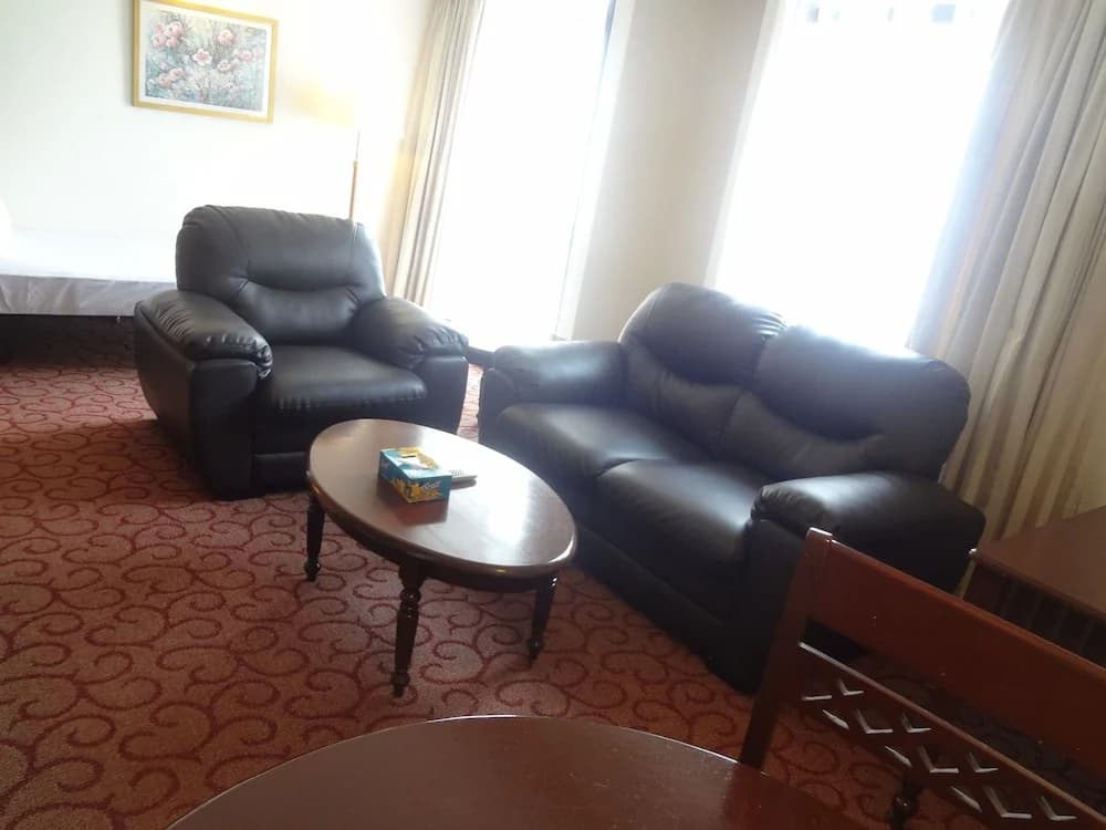 Millennium Service Suite at Times Square - photo 3