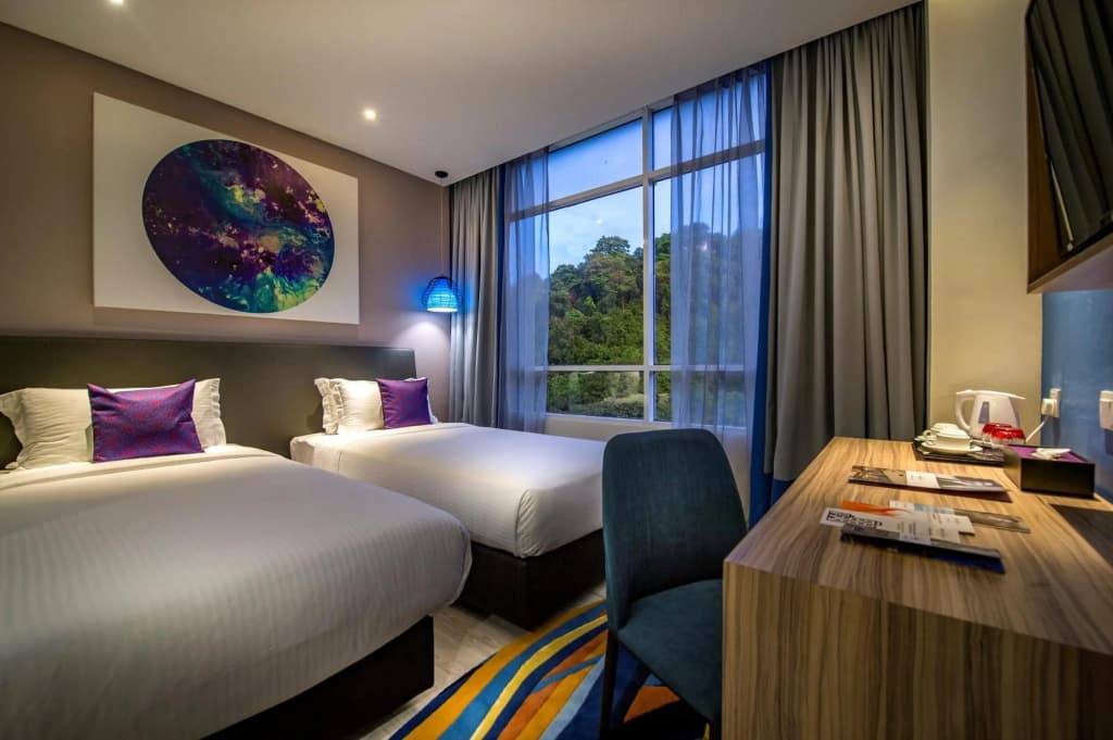 Mercure Kota Kinabalu City Centre - photo 36