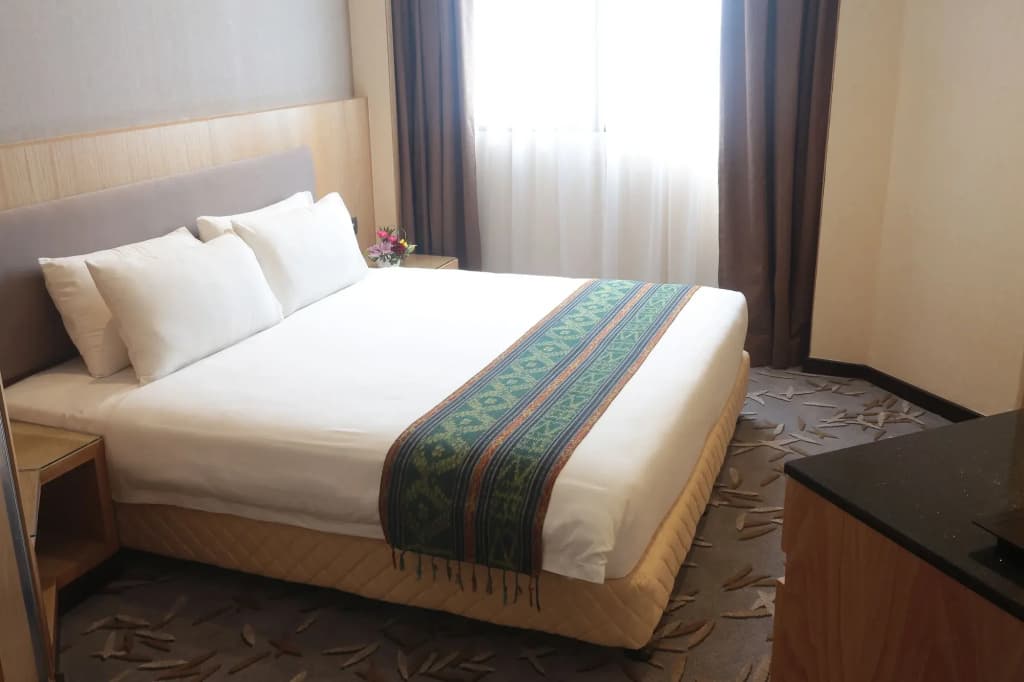 Imperial Riverbank Hotel Kuching - photo 3