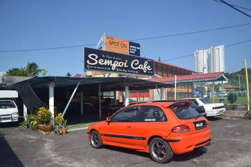 Batu Maung Sempoi Inn And Cafe - photo 16