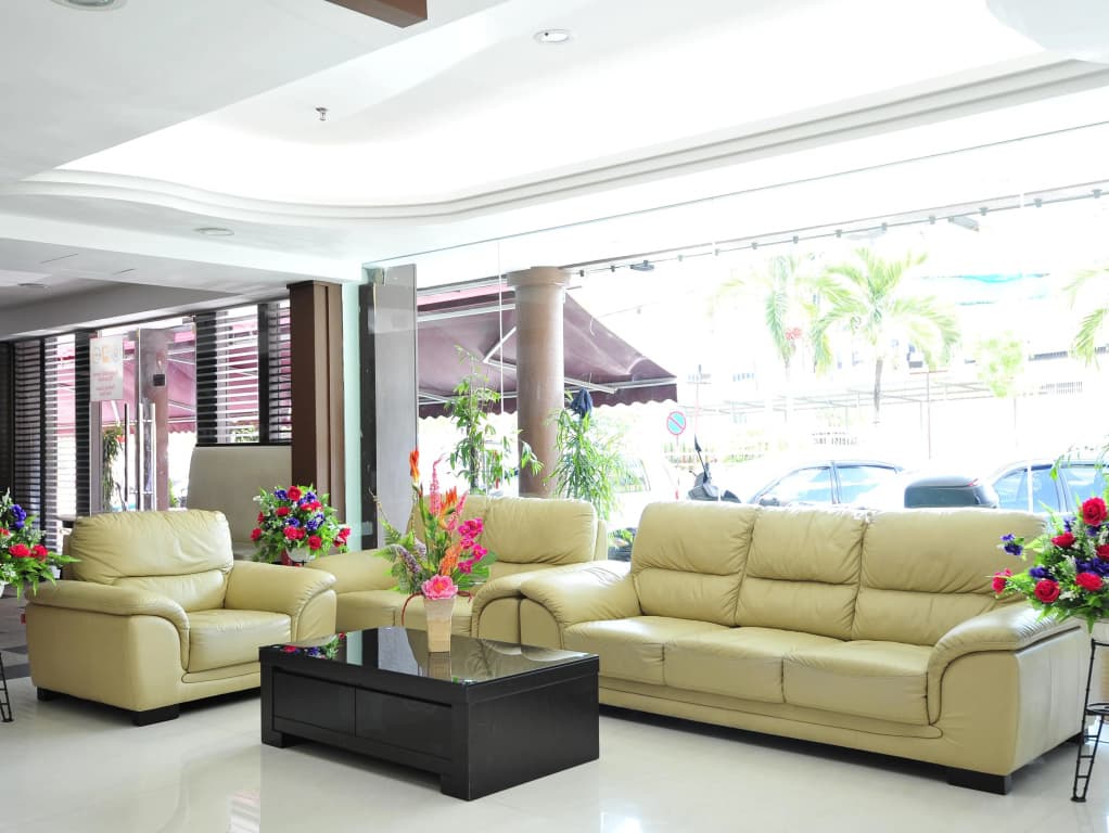 Hallmark Hotel Leisure - photo 1