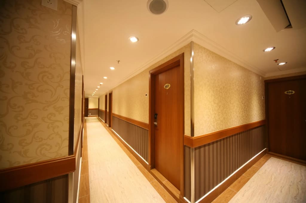 Cardogan Hotel - photo 13