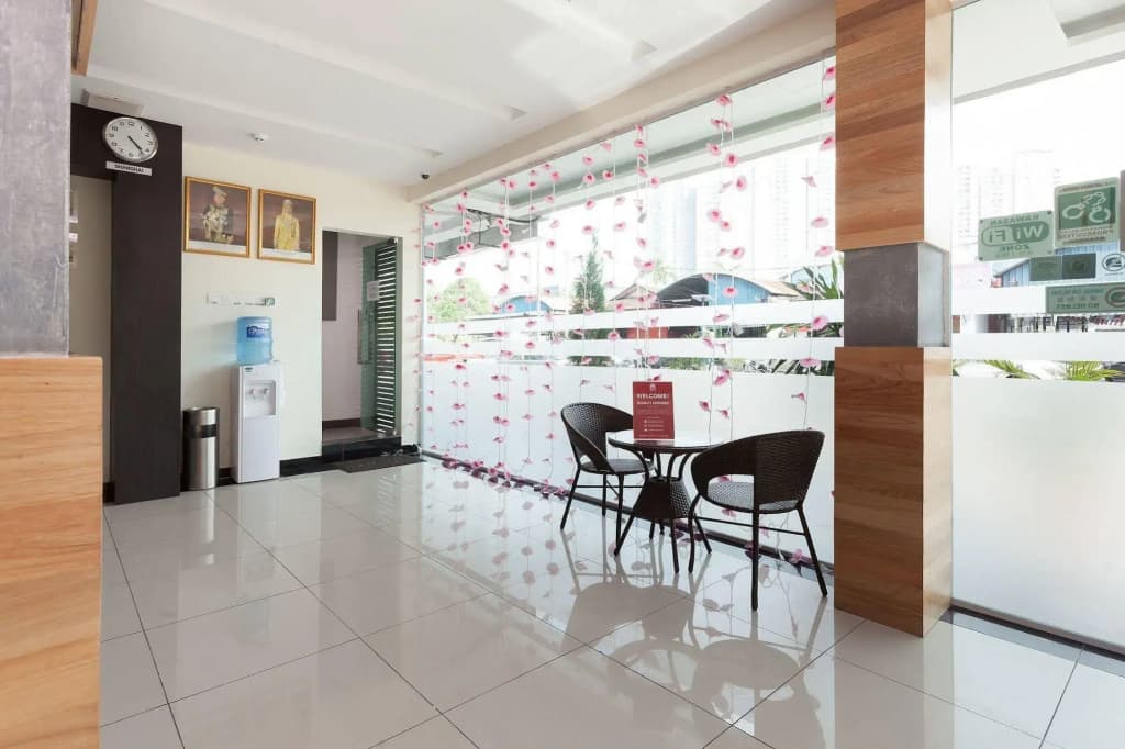 Zen Rooms Batu Caves Kuala Lumpur - photo 17