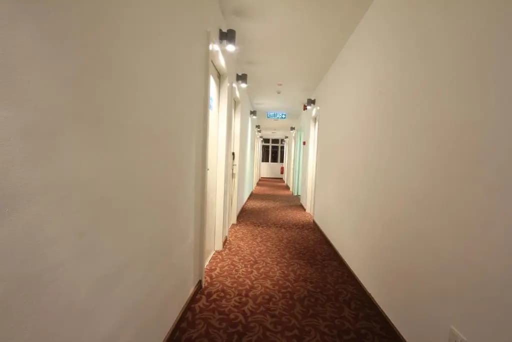 Sandy Hotel - photo 9