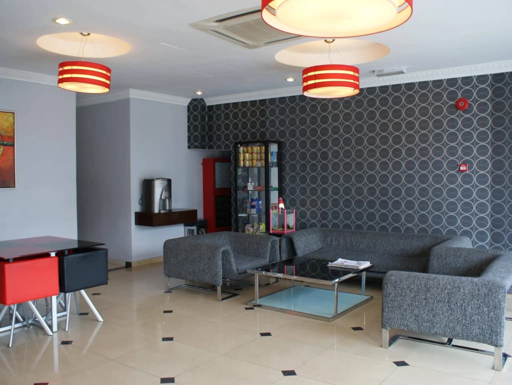 Oyo 90249 Euro Hotel (klang) - photo 7