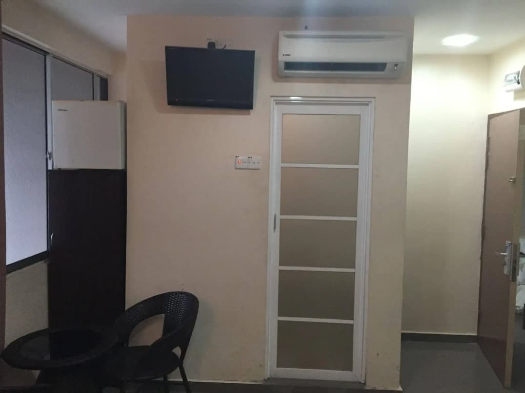 ML Inn Hotel - photo 12